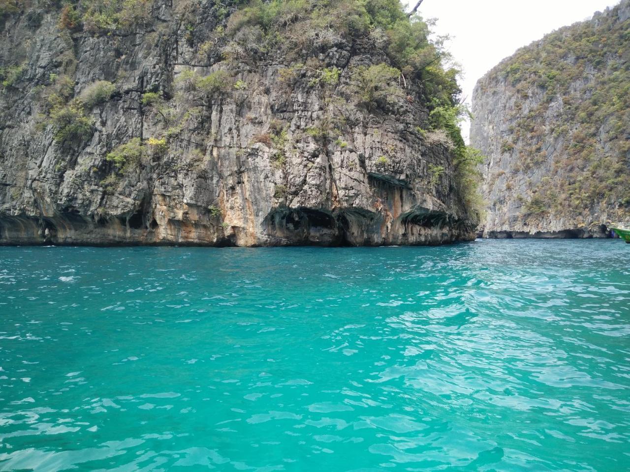 The Beach At Klong Muang Exterior photo