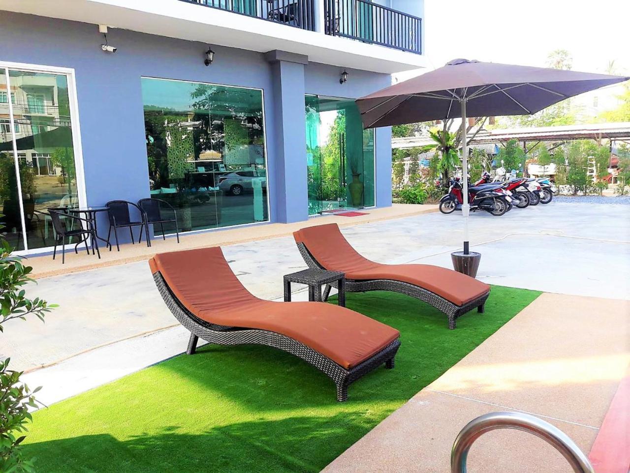 The Beach At Klong Muang Exterior photo