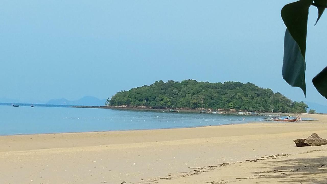 The Beach At Klong Muang Exterior photo