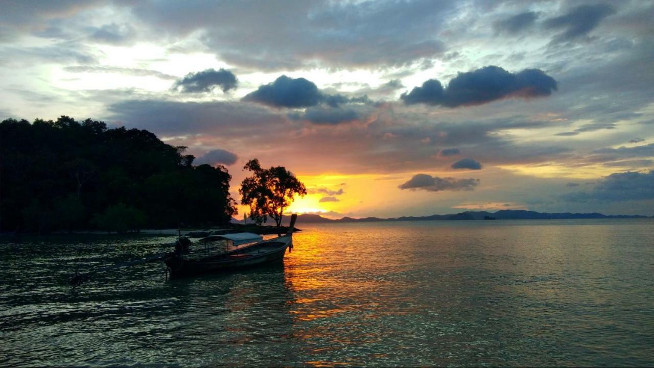 The Beach At Klong Muang Exterior photo